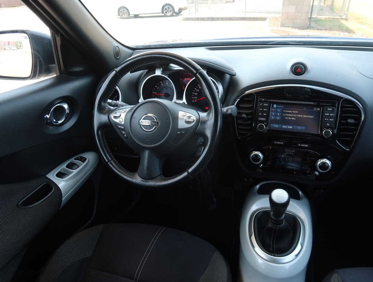 2015 Nissan JUKE - 15