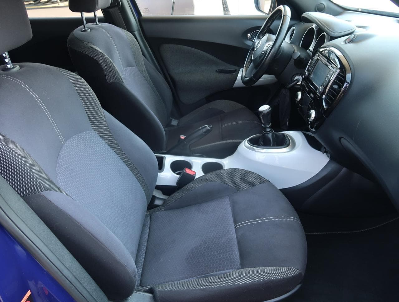 2015 Nissan JUKE - 21