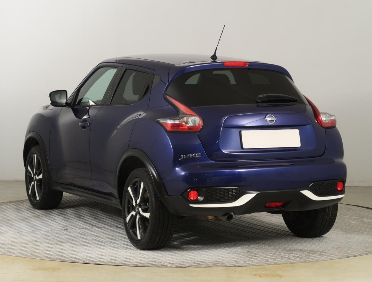 2015 Nissan JUKE - 8