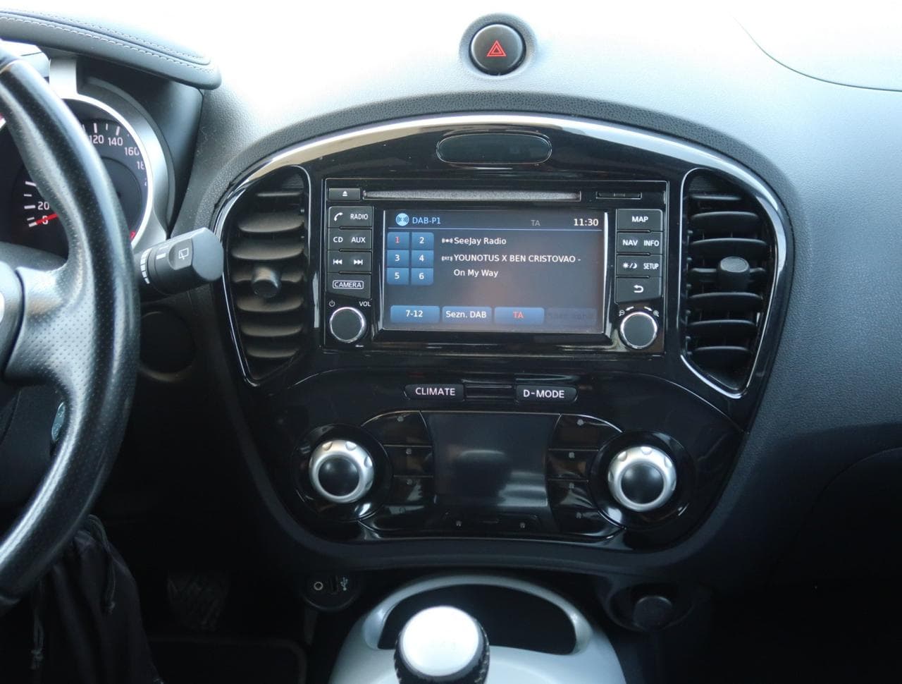 2015 Nissan JUKE - 33
