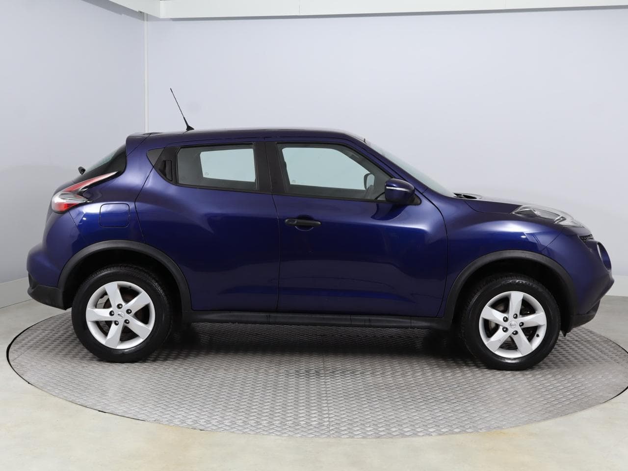 2016 Nissan JUKE - 8