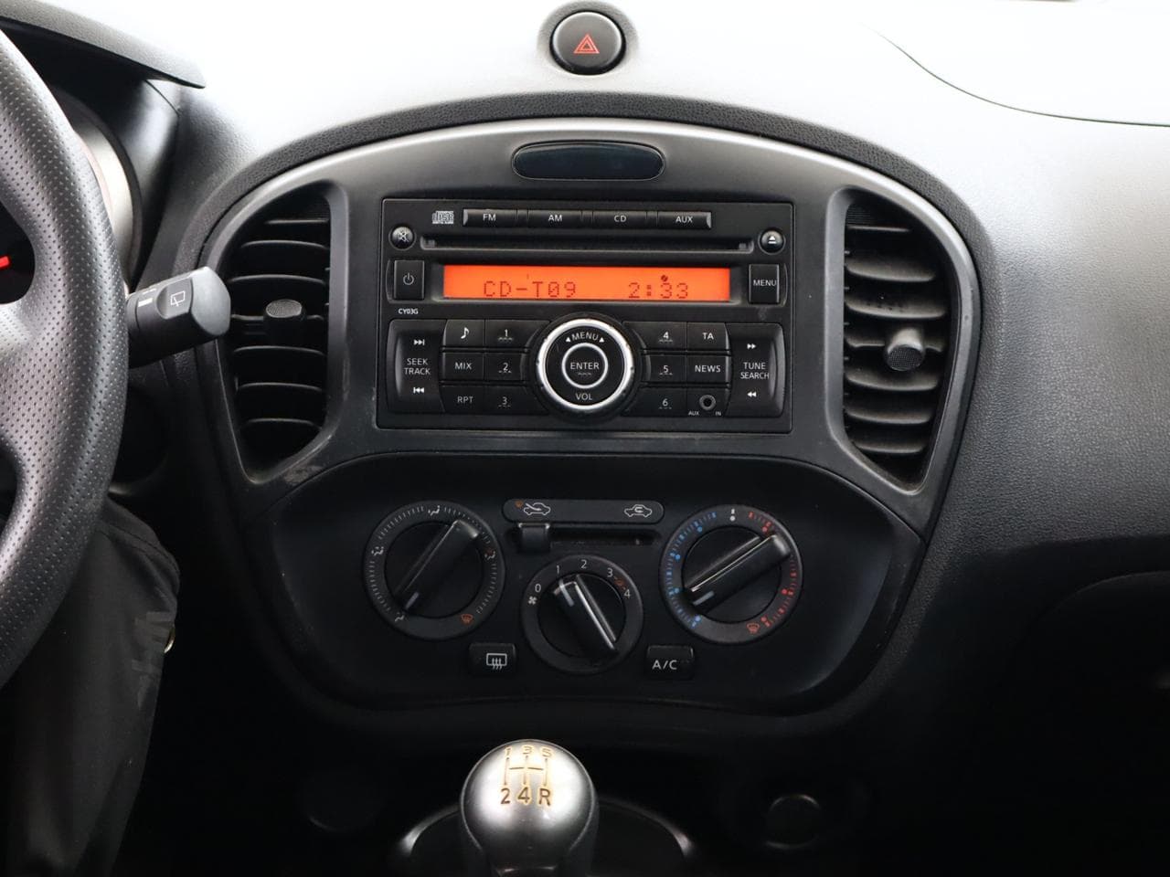 2016 Nissan JUKE - 16