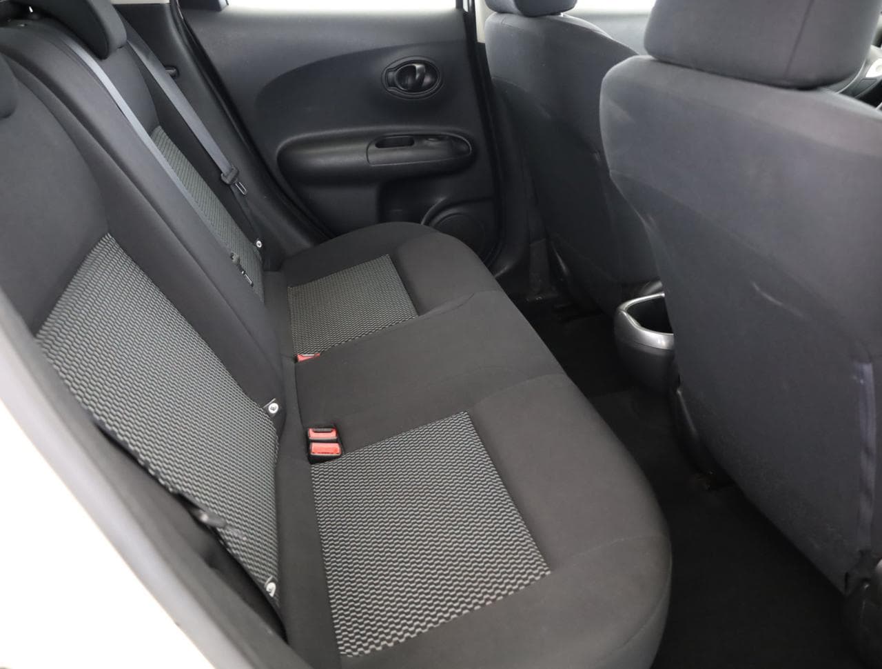 2015 Nissan JUKE - 11