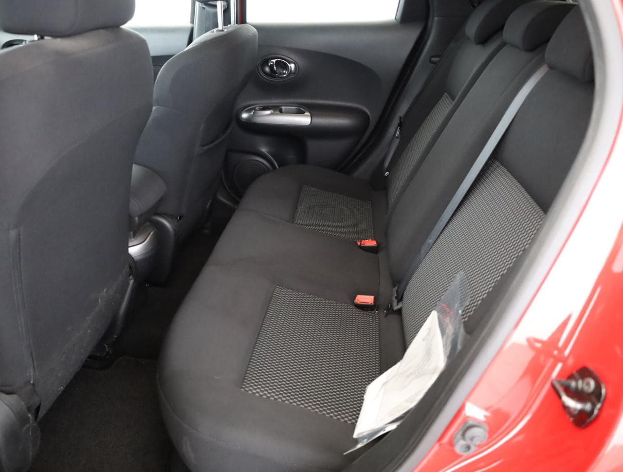 2015 Nissan JUKE - 12