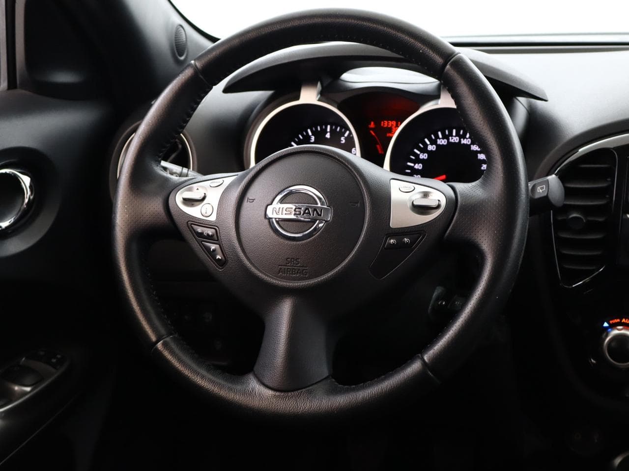 2015 Nissan JUKE - 19