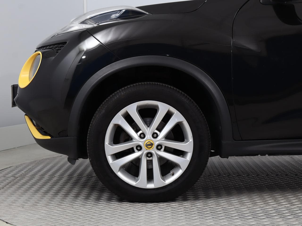 2015 Nissan JUKE - 18
