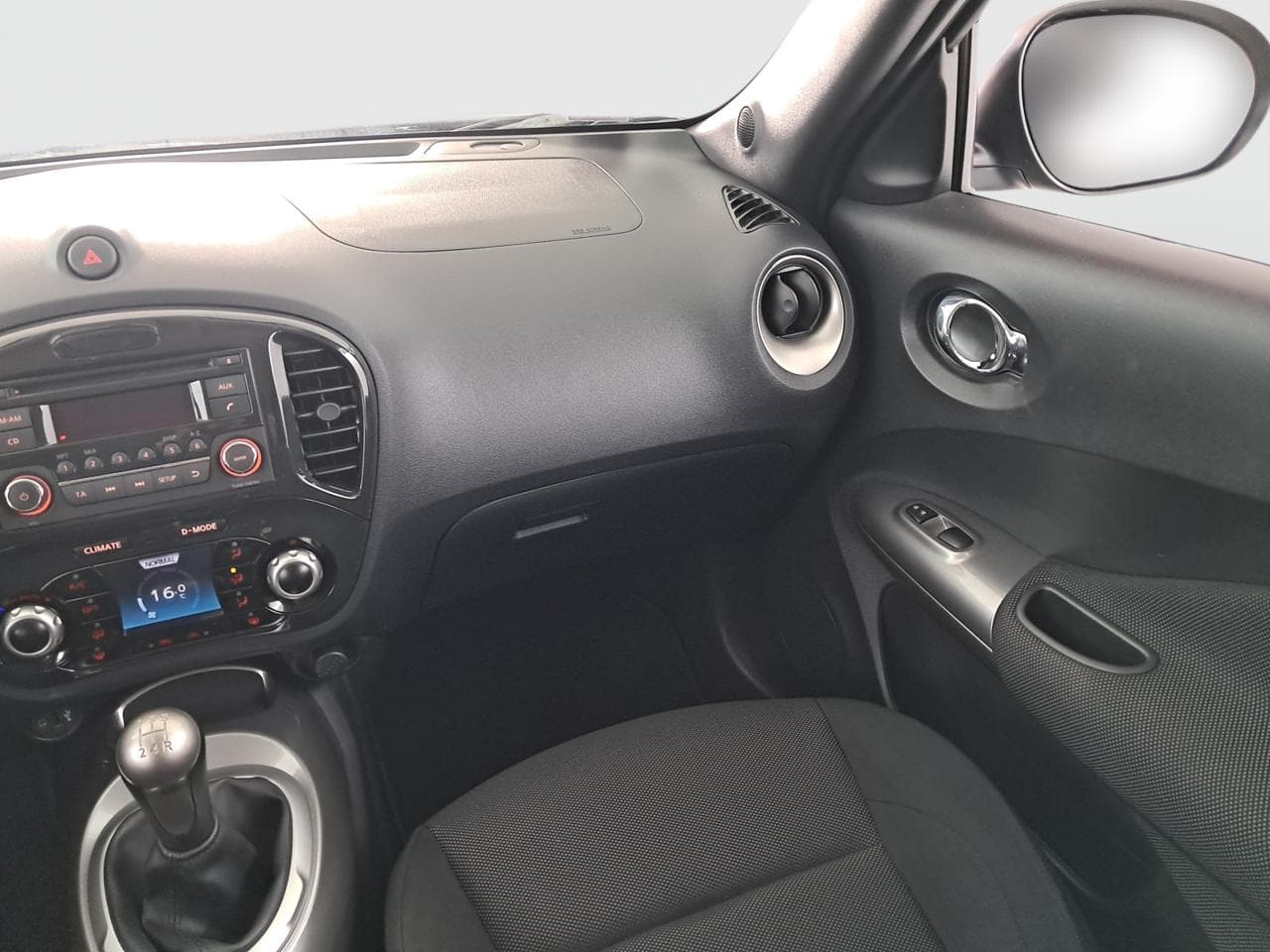 2012 Nissan JUKE - 11