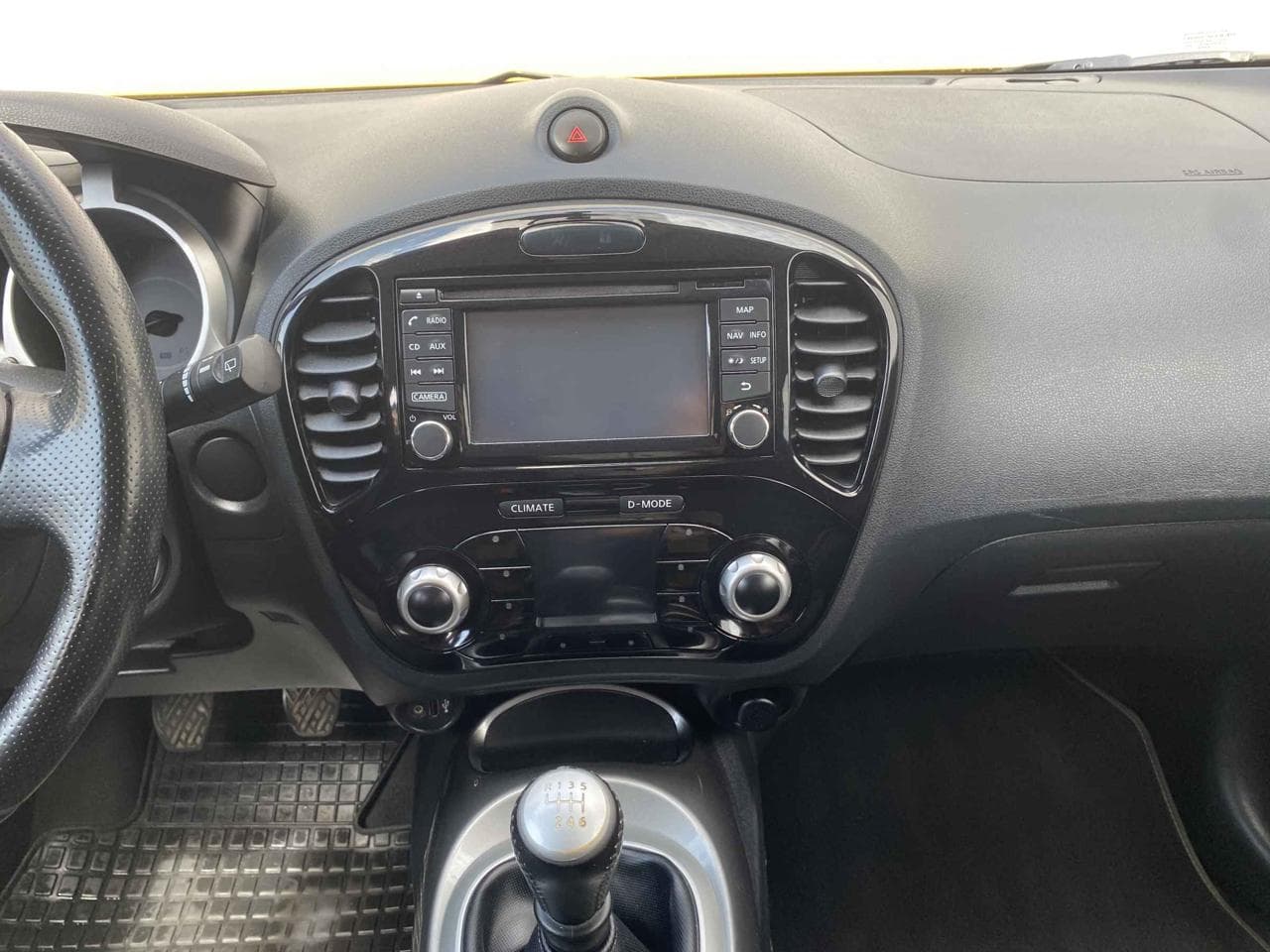 2015 Nissan JUKE - 12