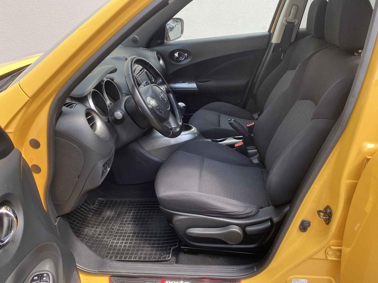 2015 Nissan JUKE - 9
