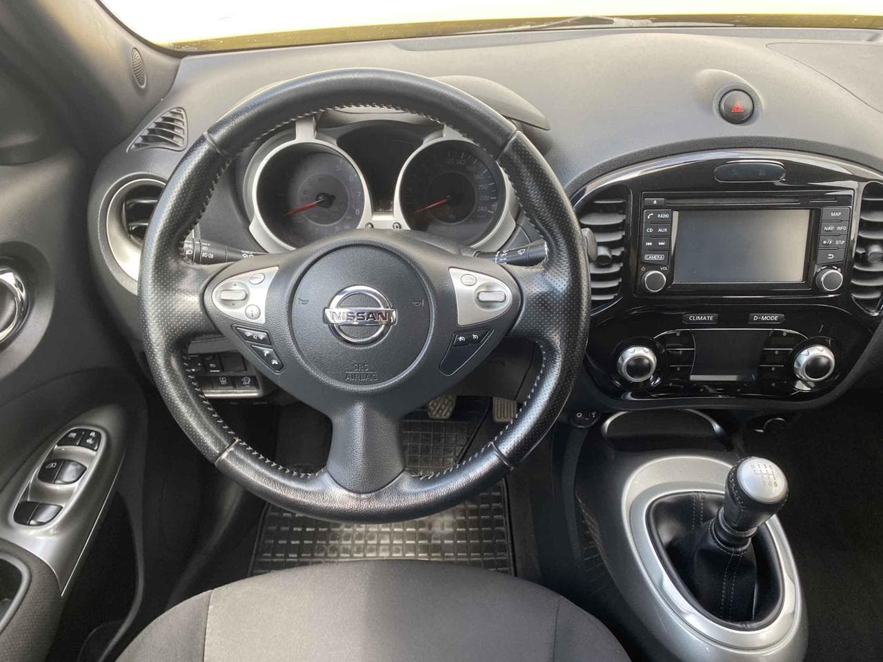 2015 Nissan JUKE - 11