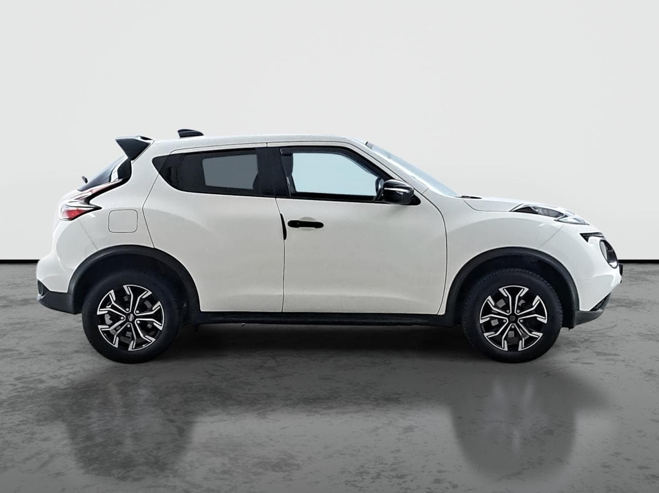 2017 Nissan JUKE - 8
