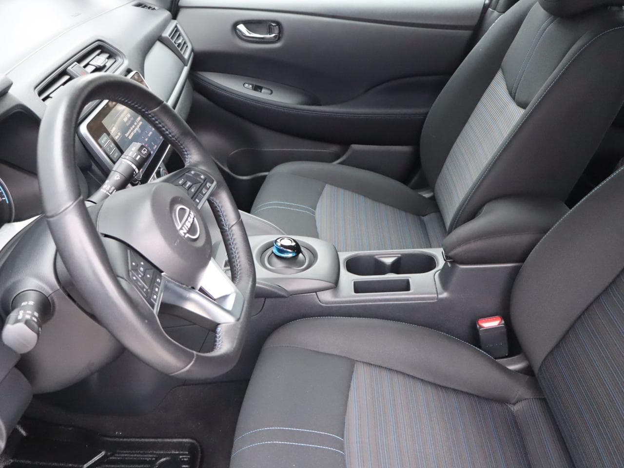 2022 Nissan LEAF - 20