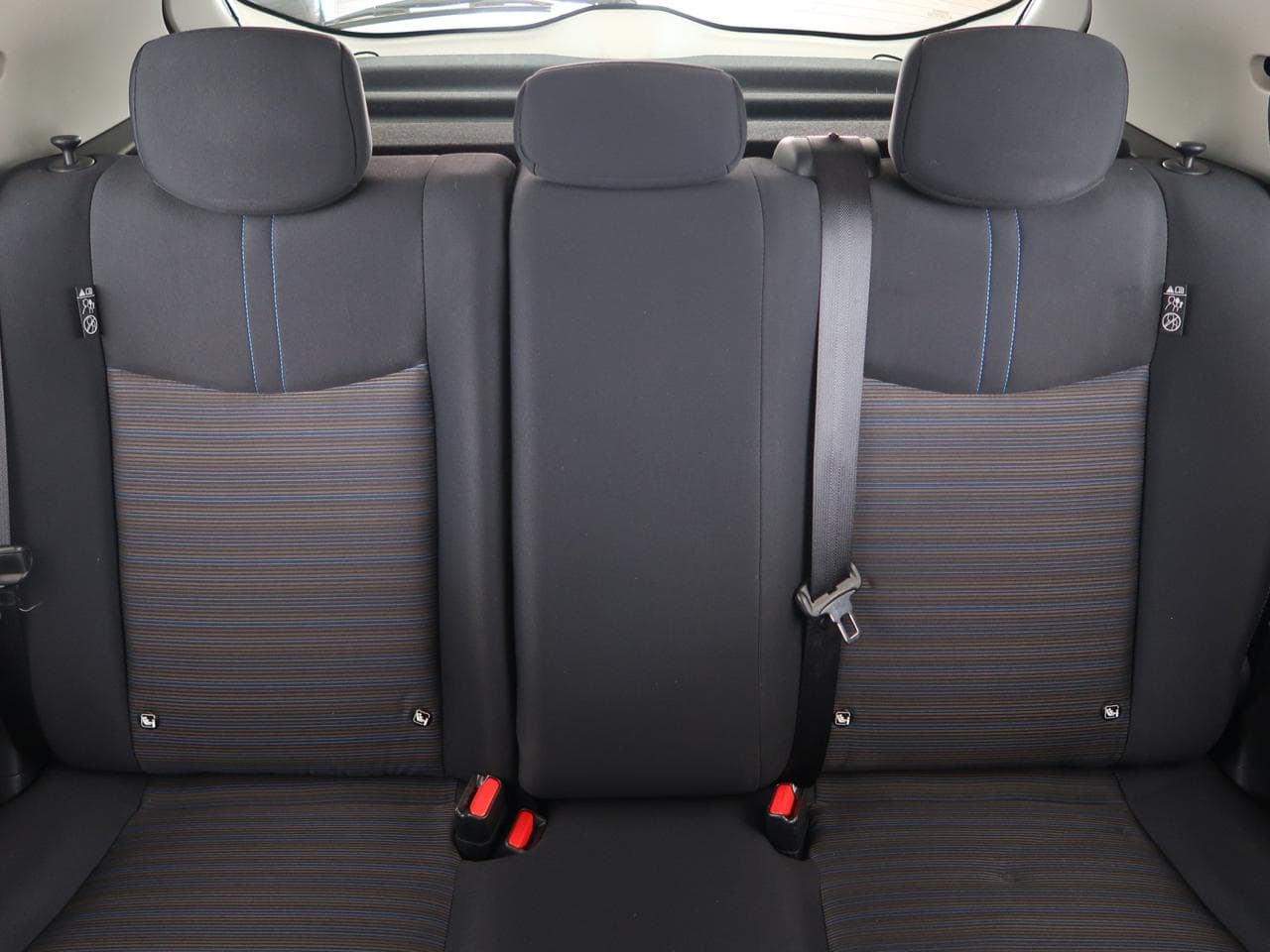 2018 Nissan LEAF - 14