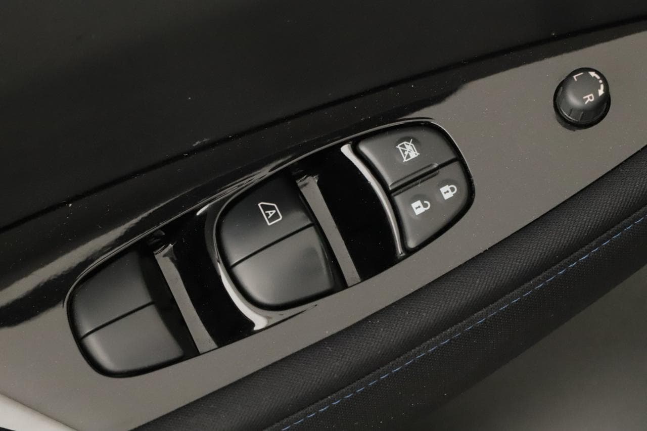 2019 Nissan LEAF - 22