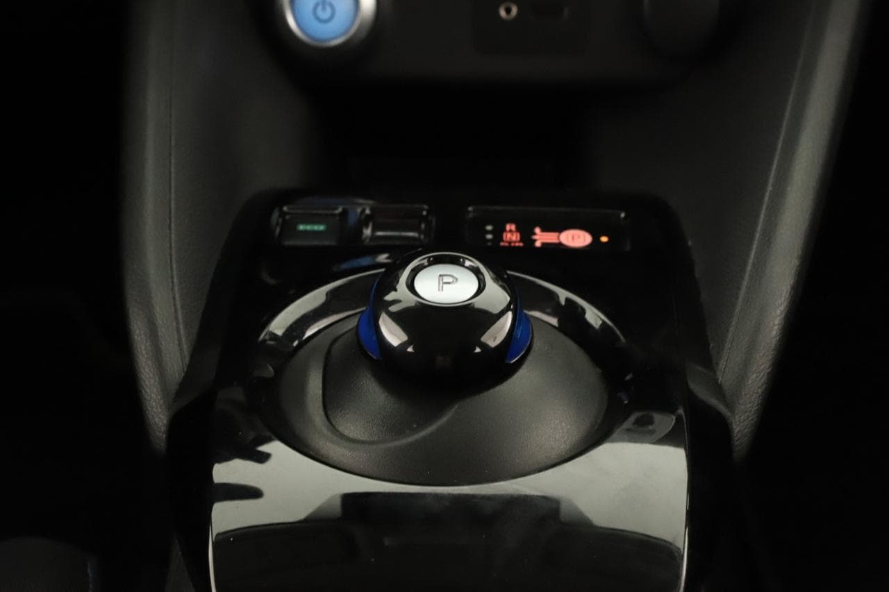 2019 Nissan LEAF - 27