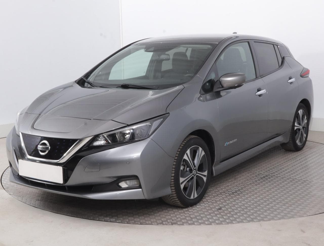 2022 Nissan LEAF - 3