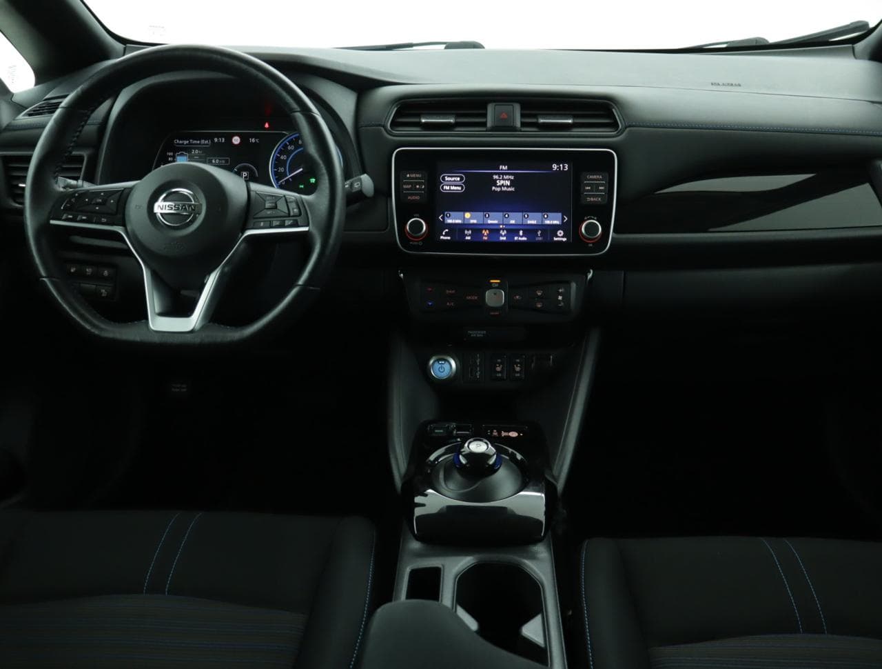 2022 Nissan LEAF - 13