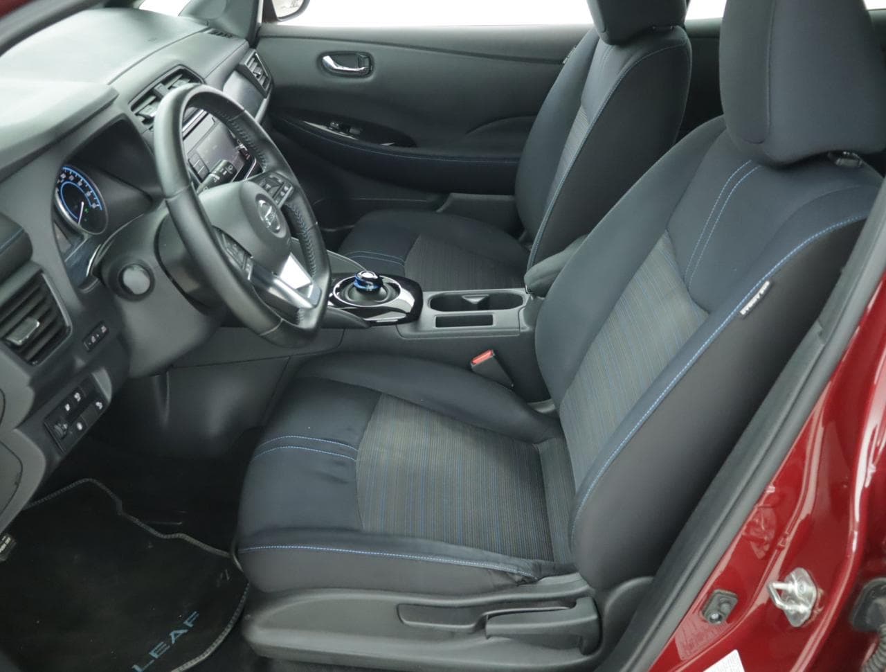 2019 Nissan LEAF - 30