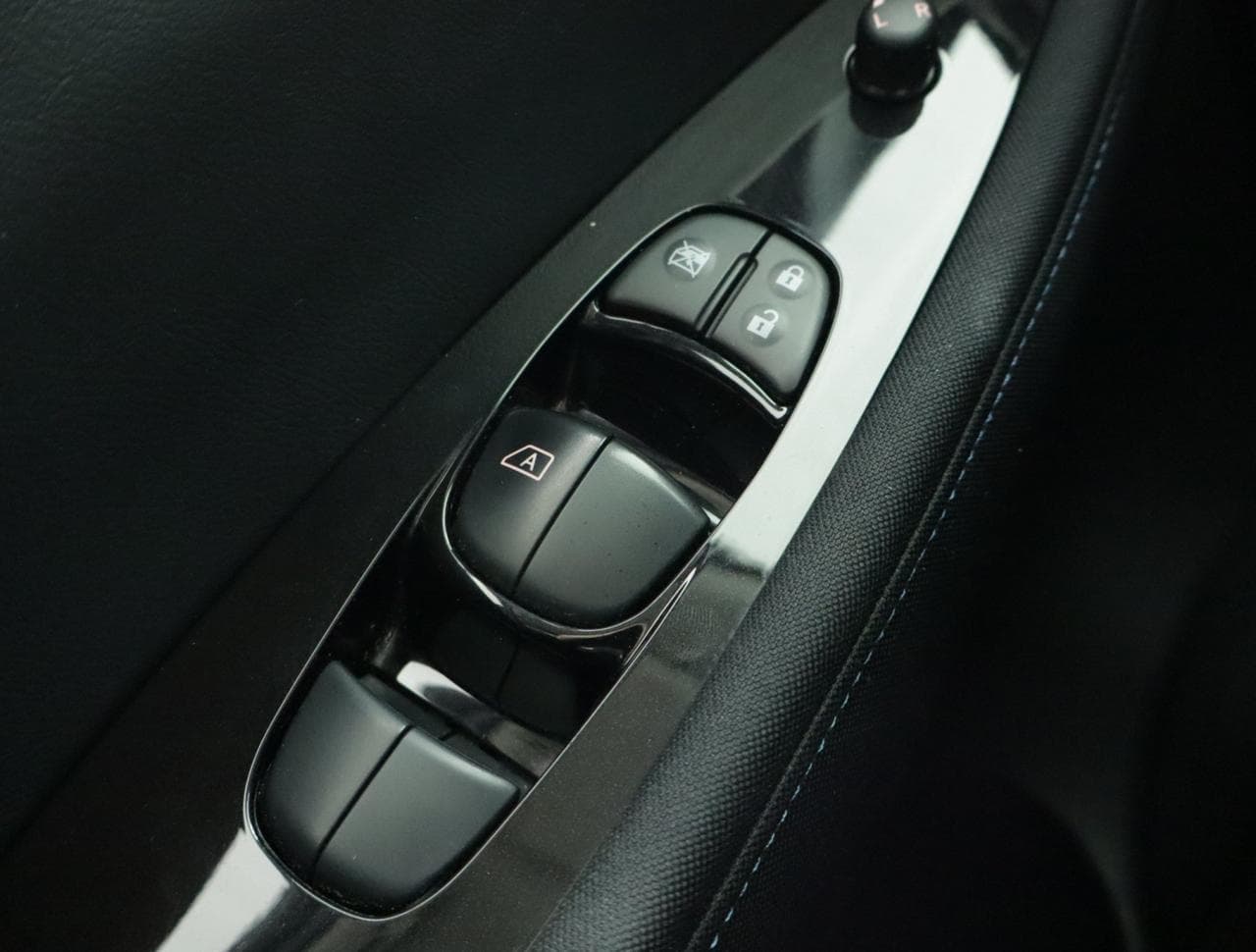 2019 Nissan LEAF - 38