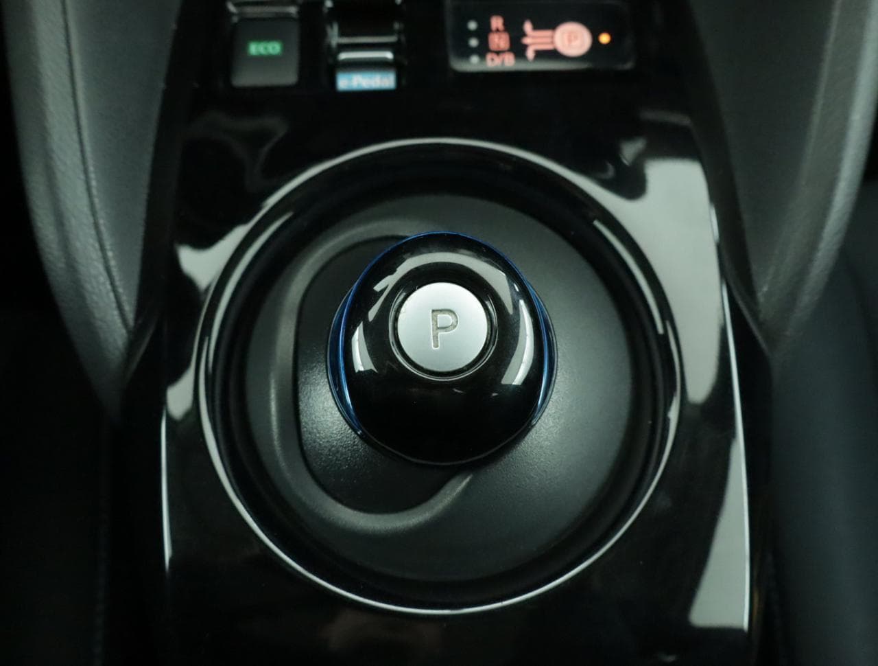 2019 Nissan LEAF - 34
