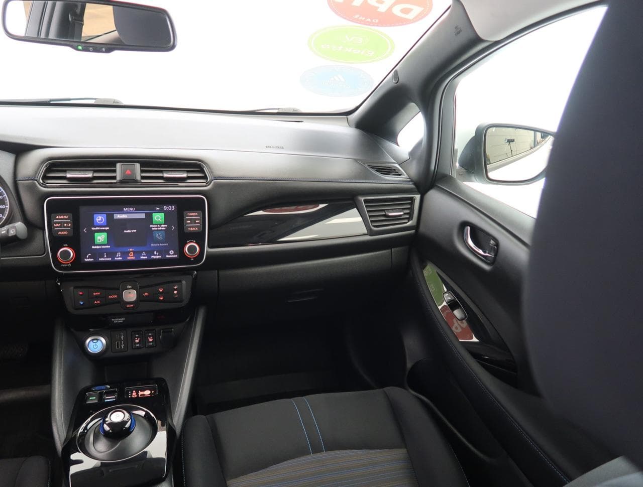 2020 Nissan LEAF - 21