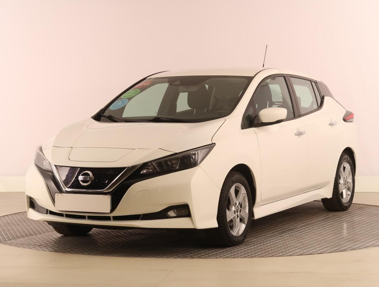 2021 Nissan LEAF - 3