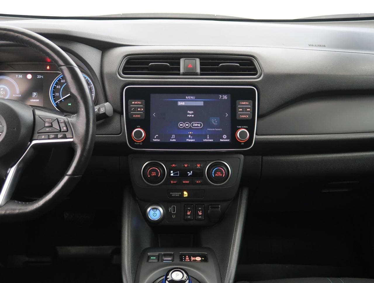 2021 Nissan LEAF - 18