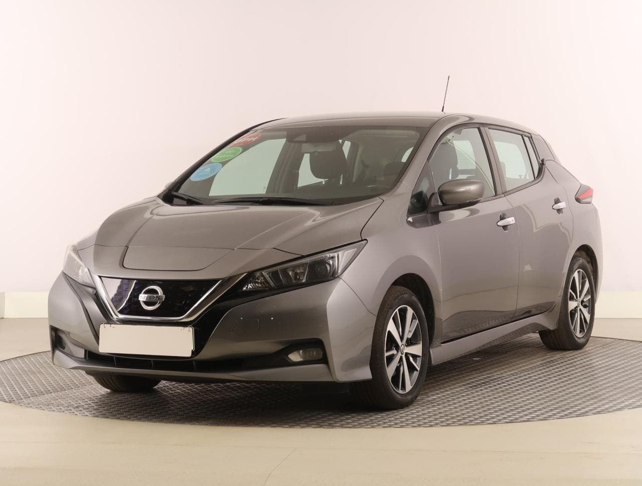 2021 Nissan LEAF - 3