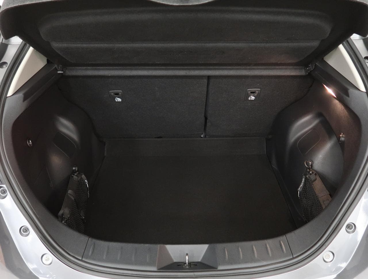 2021 Nissan LEAF - 20
