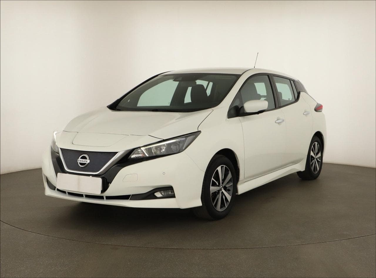 2021 Nissan LEAF - 3