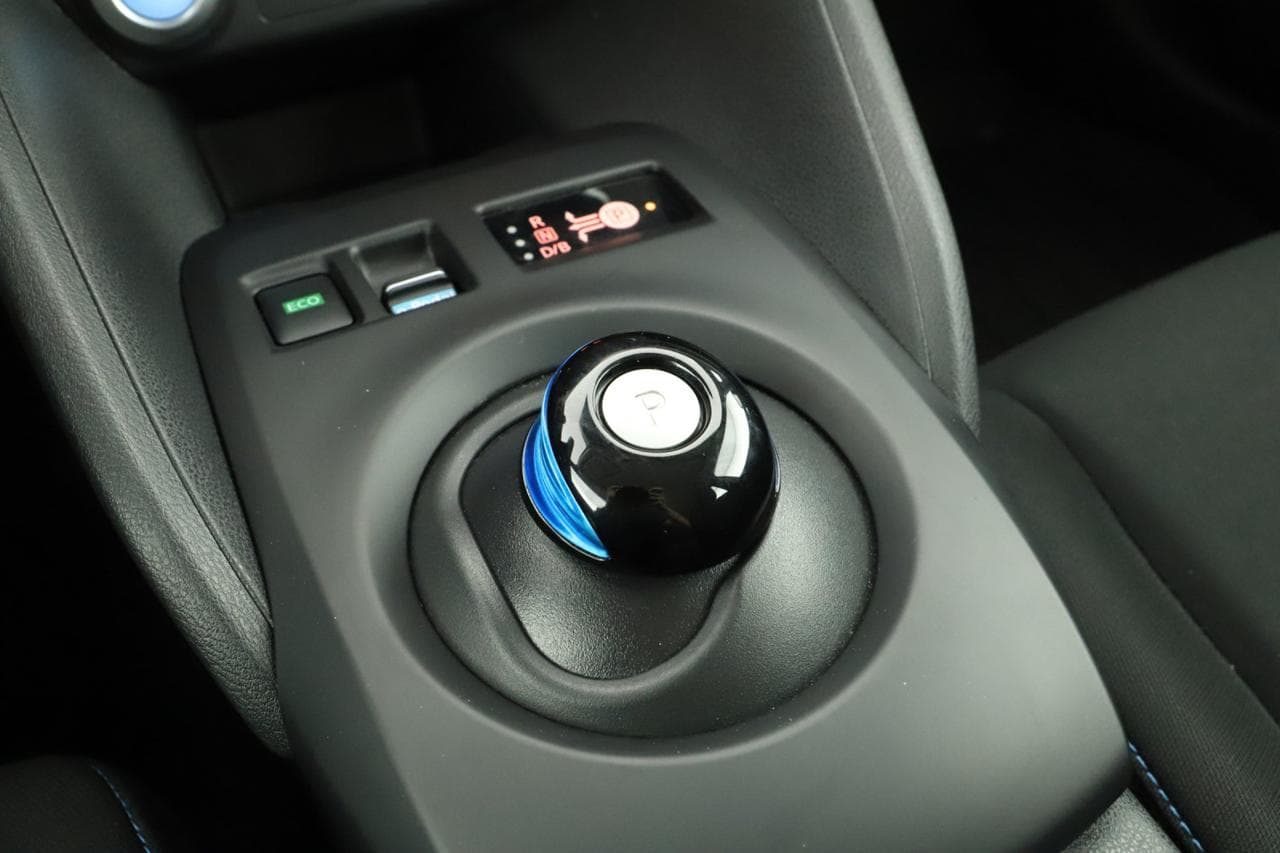 2021 Nissan LEAF - 18