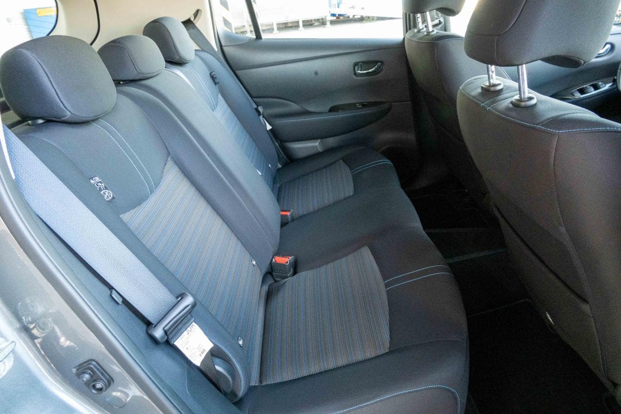 2021 Nissan LEAF - 13