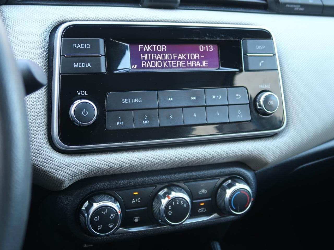 2018 Nissan Micra - 18