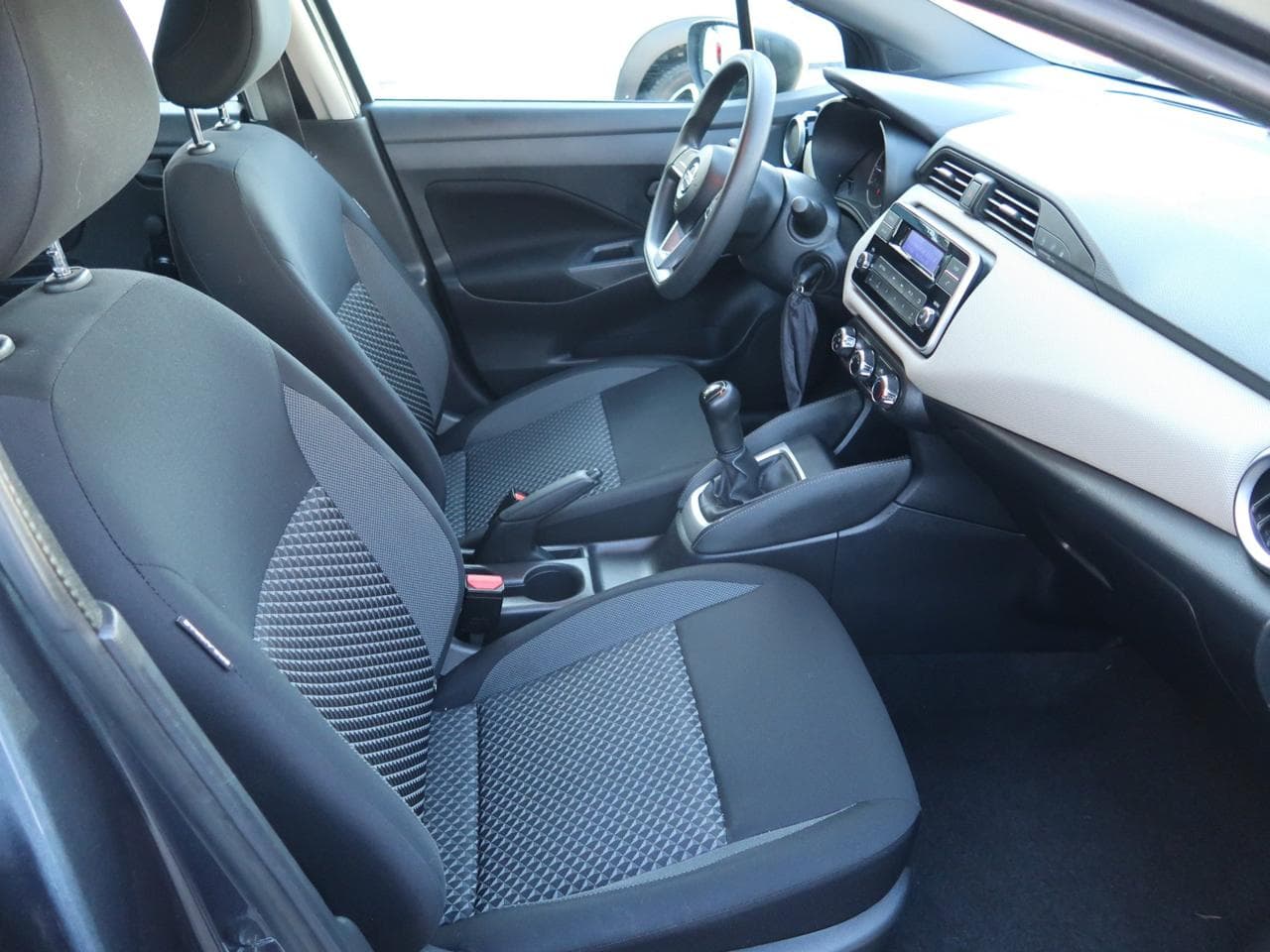 2018 Nissan Micra - 12