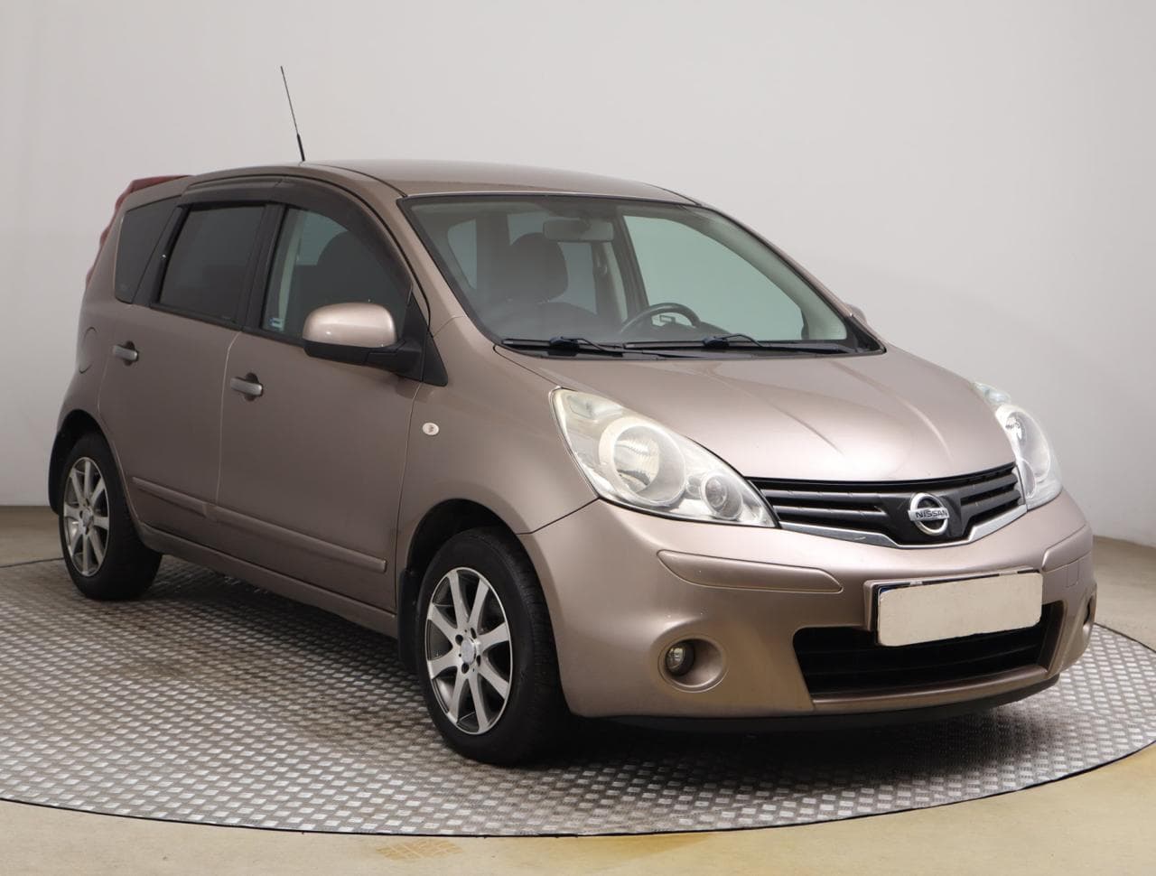 2012 Nissan NOTE
