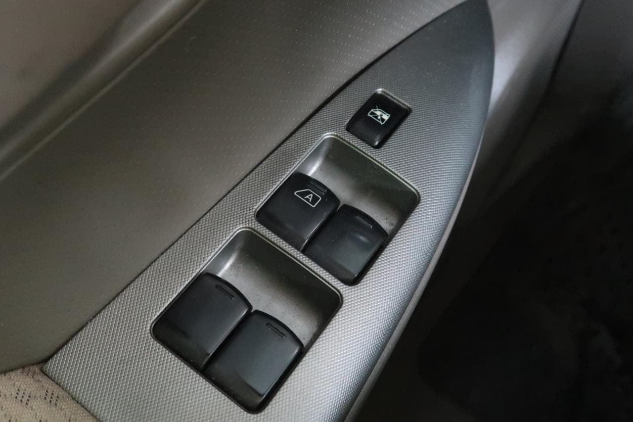 2006 Nissan NOTE - 19