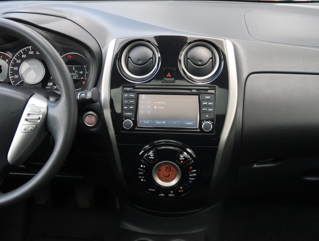 2014 Nissan NOTE - 21