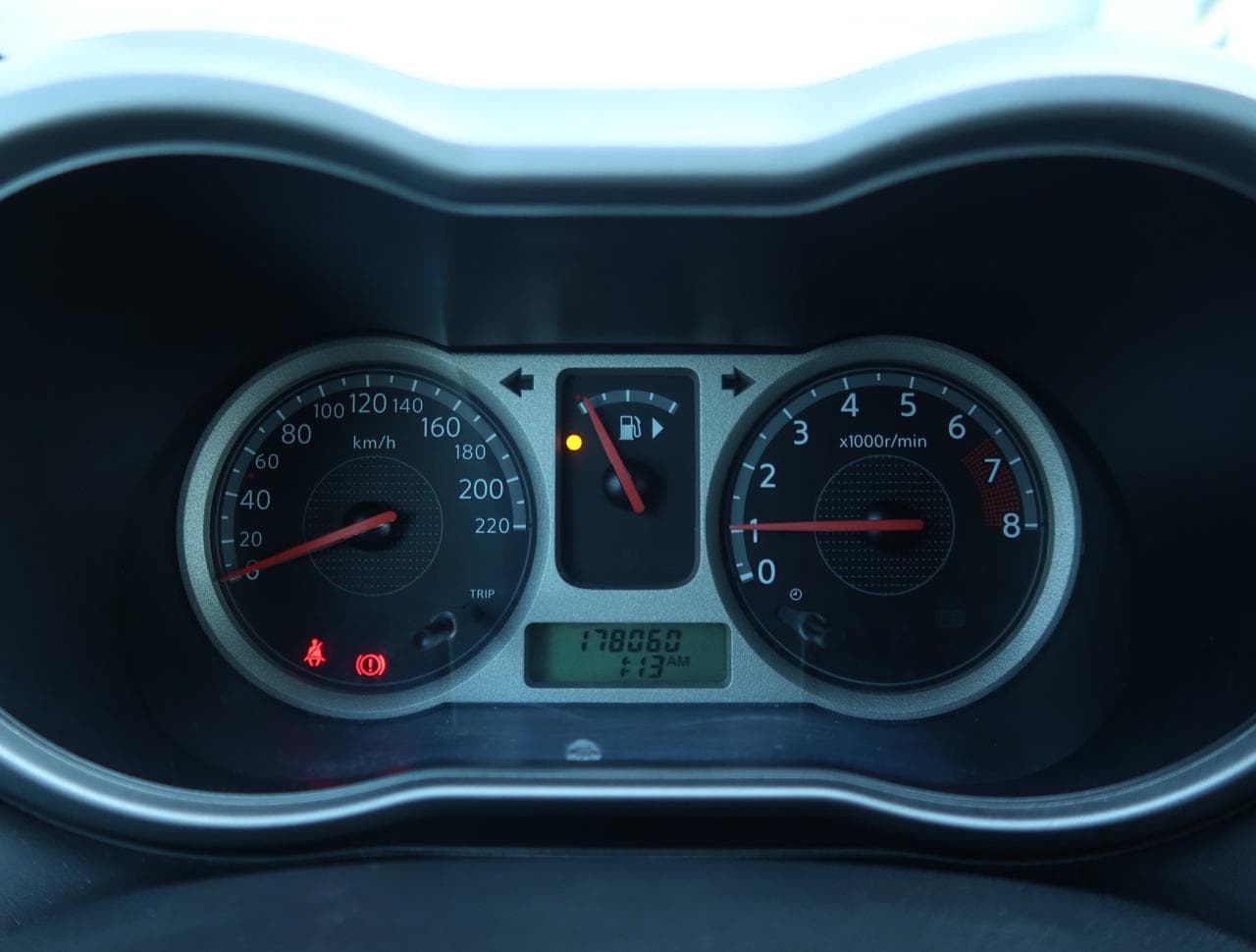 2006 Nissan NOTE - 17