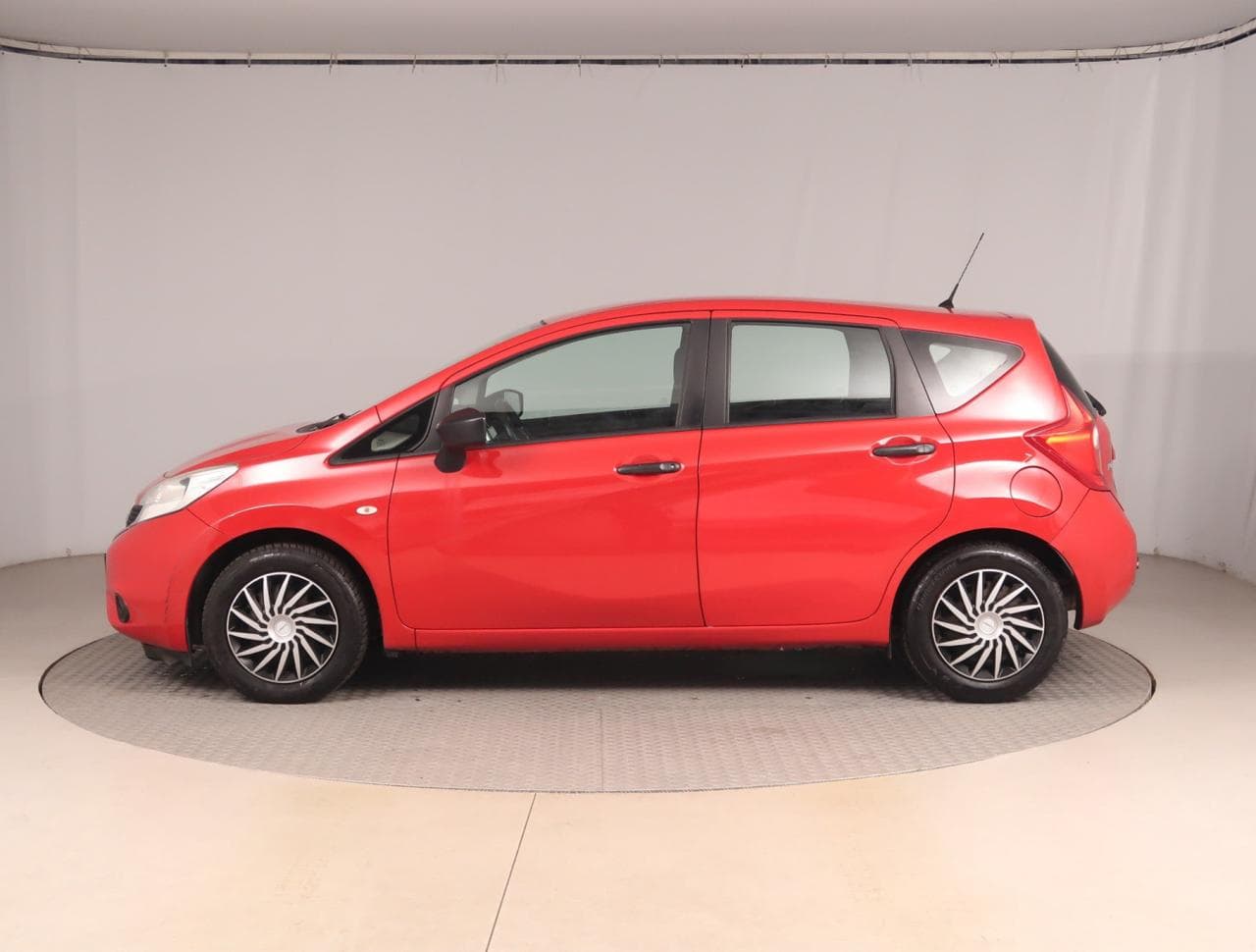 2017 Nissan NOTE - 4