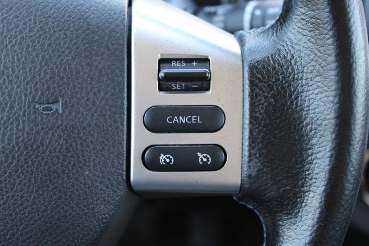 2013 Nissan NOTE - 17