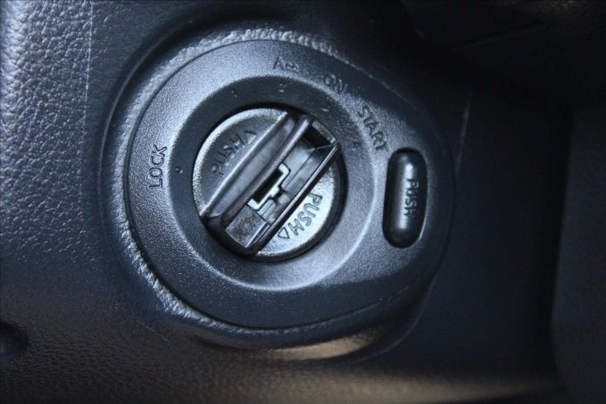 2013 Nissan NOTE - 18