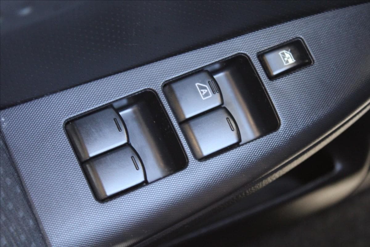 2013 Nissan NOTE - 19