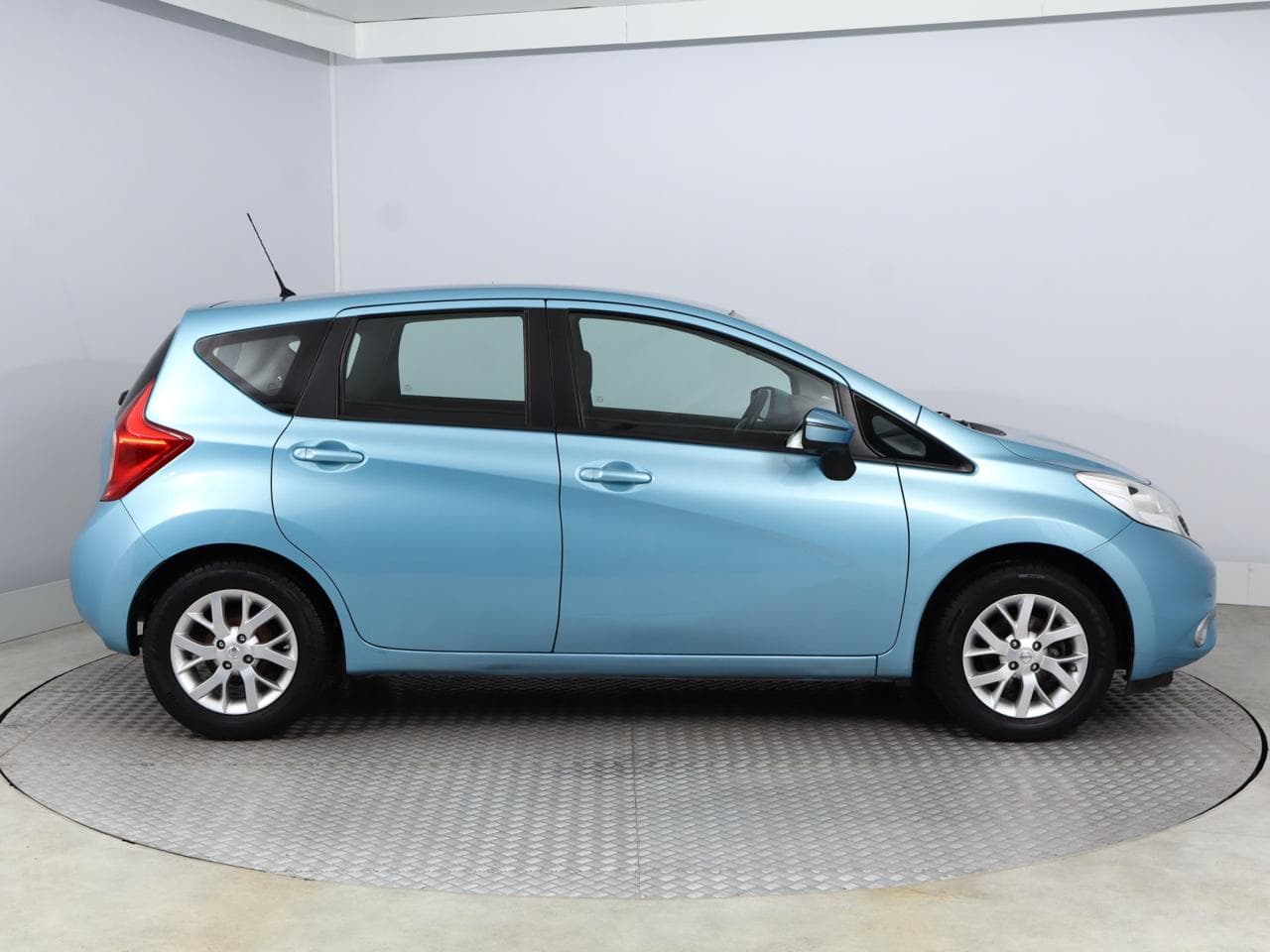 2015 Nissan NOTE - 8