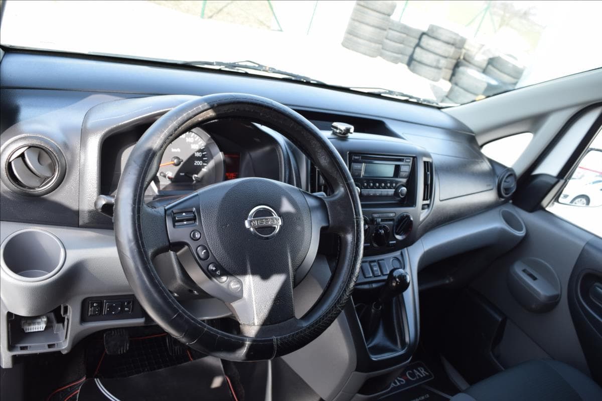 2015 Nissan Nv200 - 16