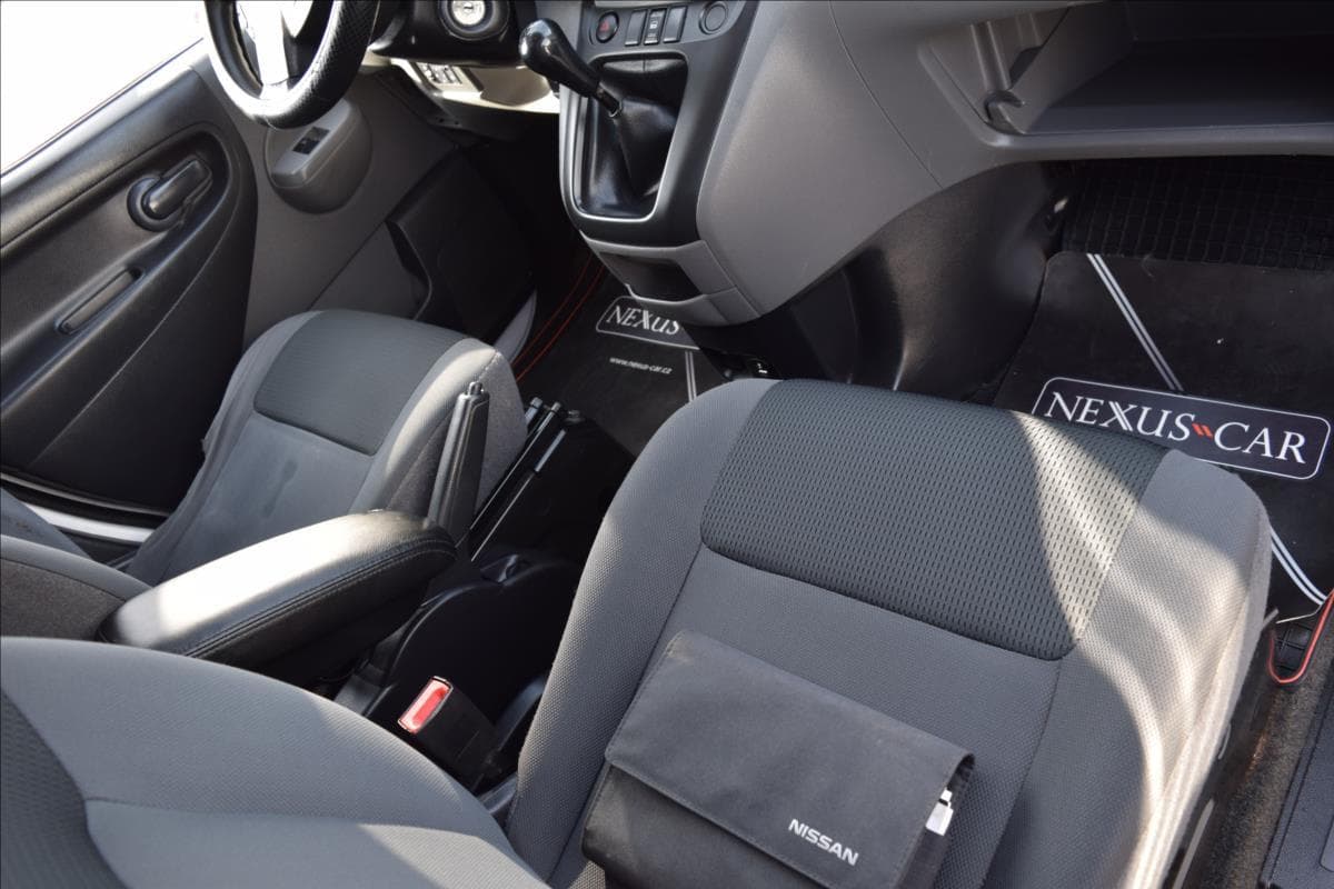 2015 Nissan Nv200 - 18