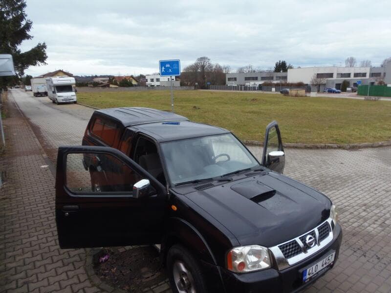2004 Nissan NAVARA - 7