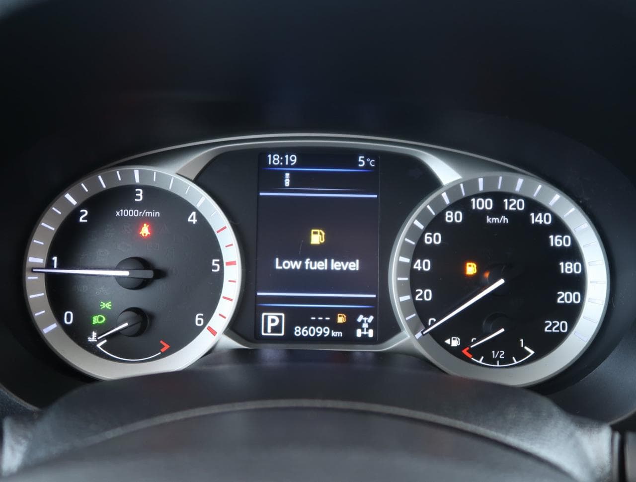 2021 Nissan NAVARA - 17