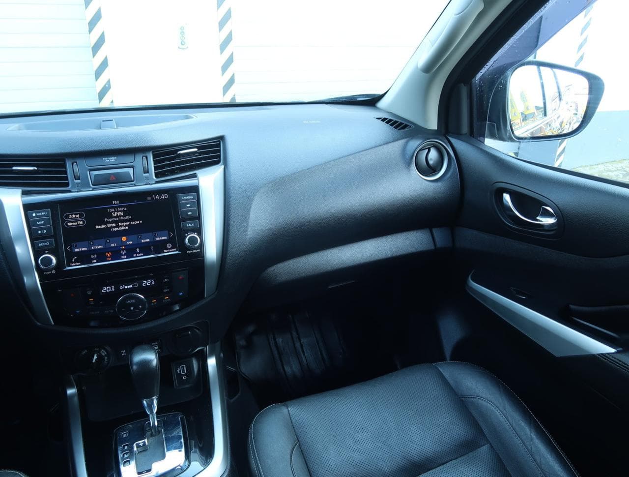 2019 Nissan NAVARA - 11