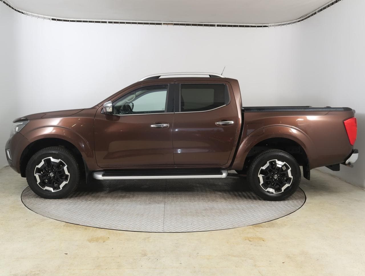 2019 Nissan NAVARA - 4