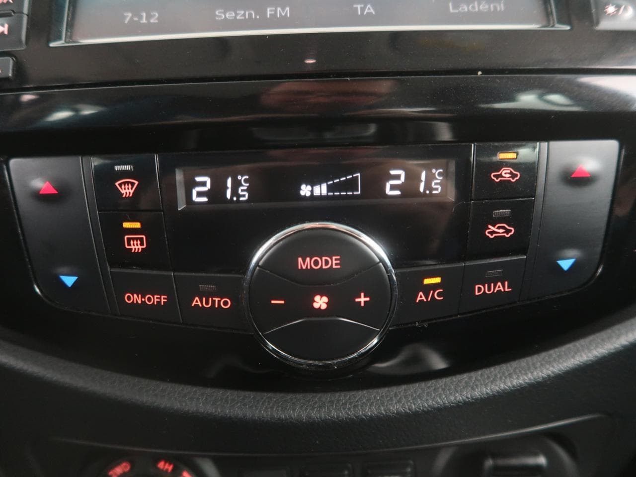 2016 Nissan NAVARA - 20